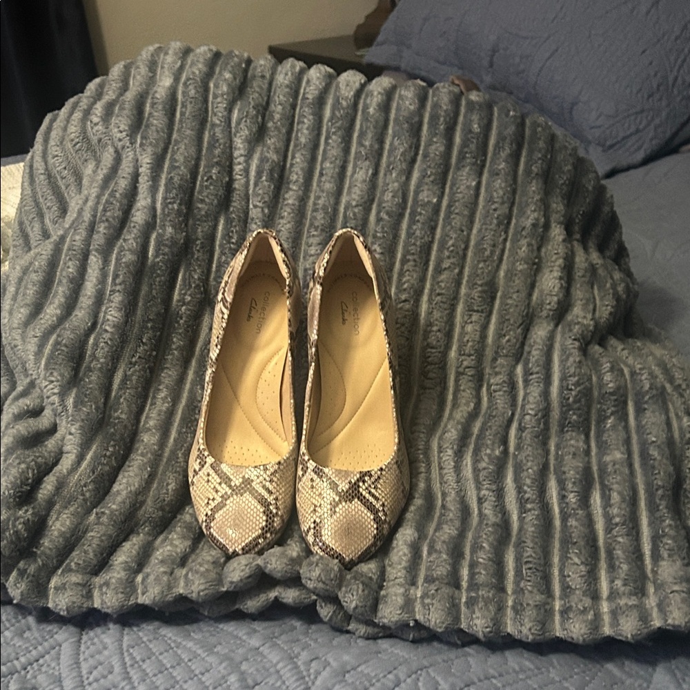 Clarks Beige Snakeskin Flats